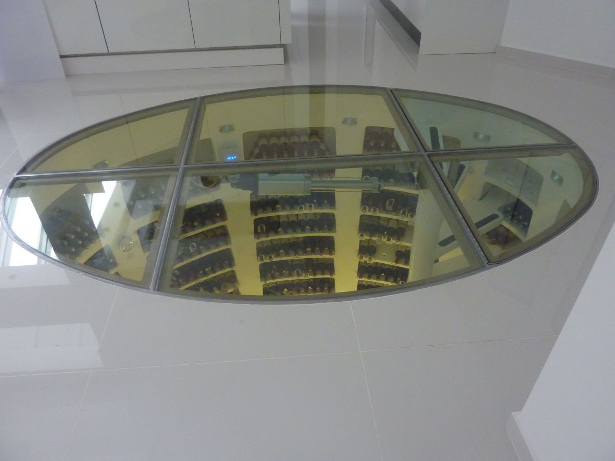Cave à vin enterrée ovale par Hélicave