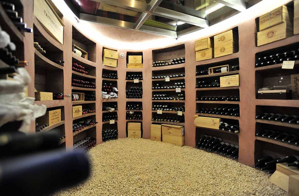 Intérieure de cave à vins